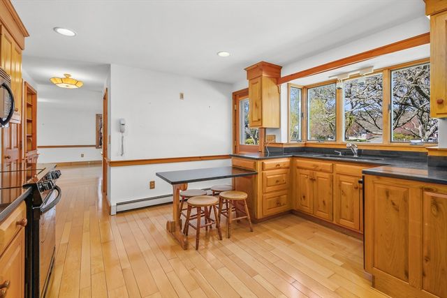181 Elliott Rd, Barnstable, MA 02632