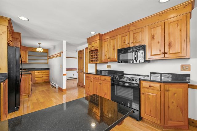 181 Elliott Rd, Barnstable, MA 02632