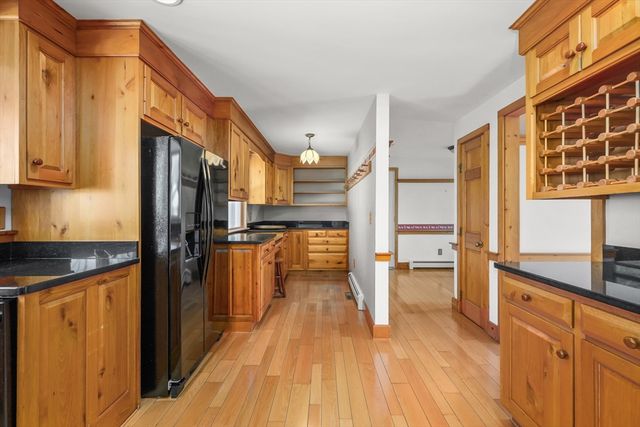181 Elliott Rd, Barnstable, MA 02632