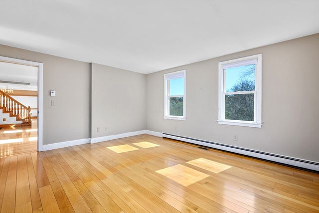 181 Elliott Rd, Barnstable, MA 02632