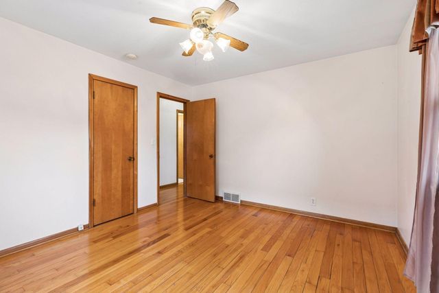 10025 Wentworth Avenue S, Bloomington, MN 55420
