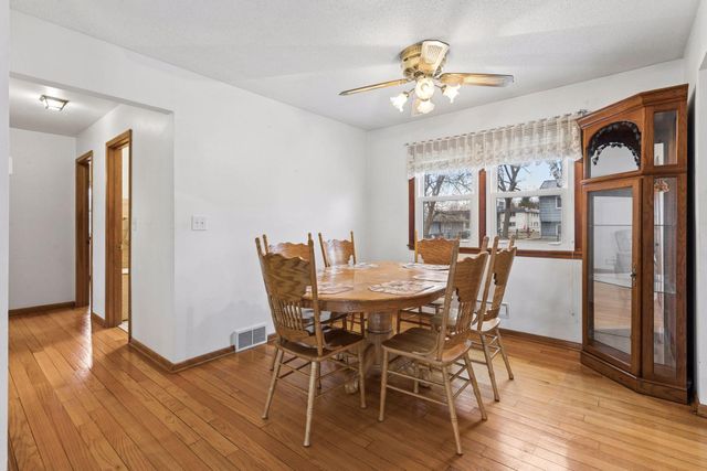 10025 Wentworth Avenue S, Bloomington, MN 55420