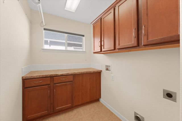 9612 Colbert Cove, Denton, TX 76207