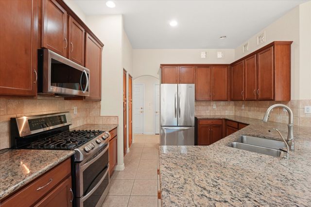 9612 Colbert Cove, Denton, TX 76207