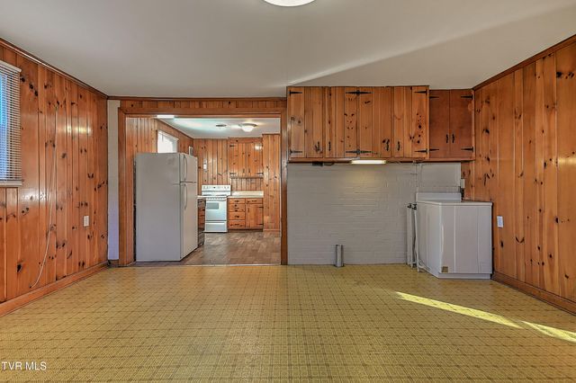 1405 Newton Street, Bristol, VA 24201