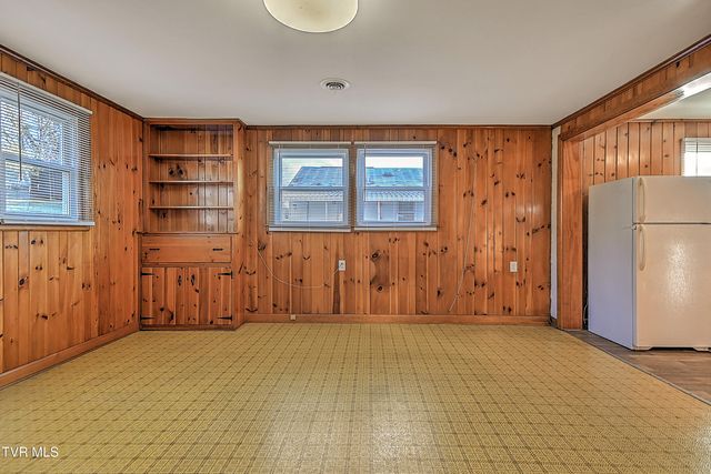 1405 Newton Street, Bristol, VA 24201