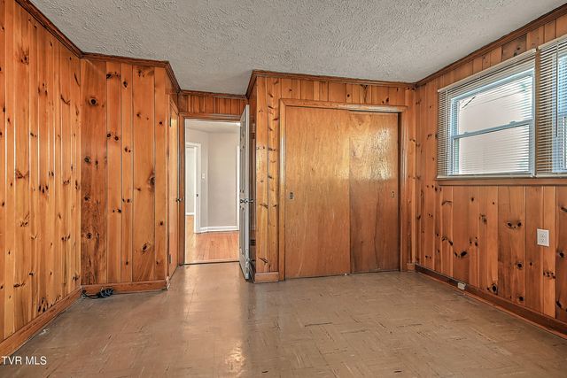 1405 Newton Street, Bristol, VA 24201