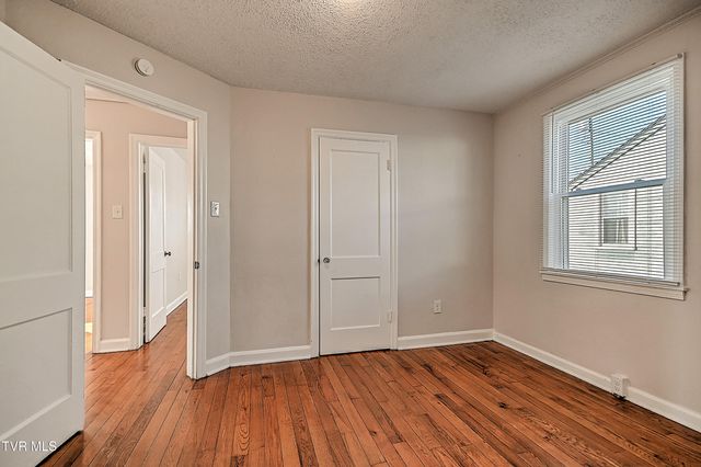 1405 Newton Street, Bristol, VA 24201