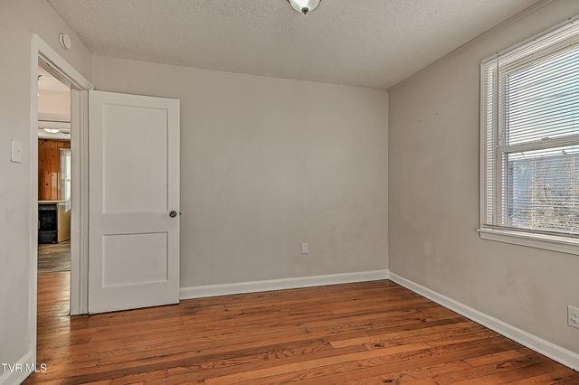 1405 Newton Street, Bristol, VA 24201