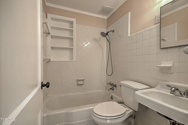 1405 Newton Street, Bristol, VA 24201