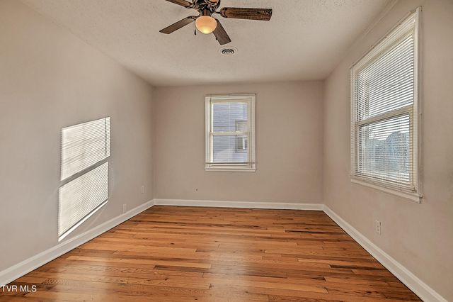 1405 Newton Street, Bristol, VA 24201