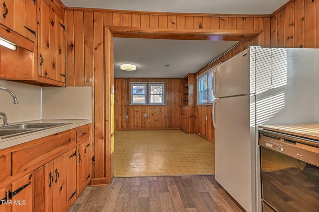 1405 Newton Street, Bristol, VA 24201