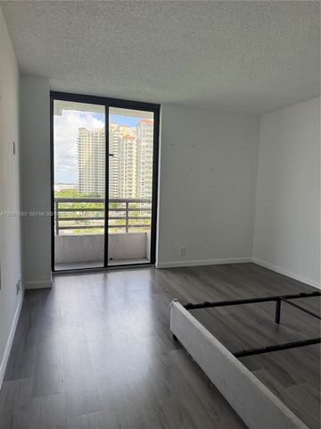 3300 NE 191st St 1001, Aventura, FL 33180