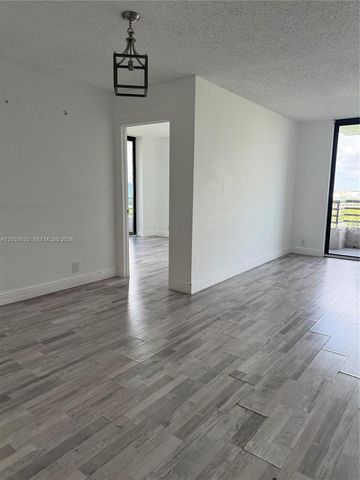 3300 NE 191st St 1001, Aventura, FL 33180