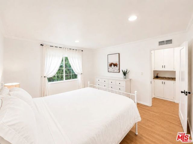 1111 11th Street 1, Santa Monica, CA 90403
