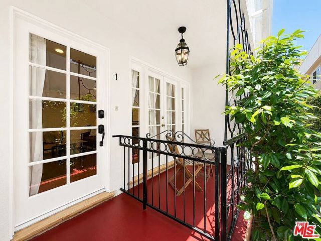1111 11th Street 1, Santa Monica, CA 90403
