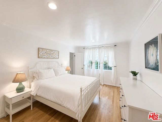 1111 11th Street 1, Santa Monica, CA 90403