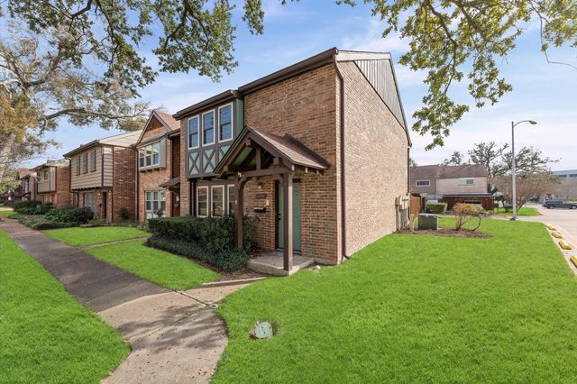 10556 Hammerly Boulevard 328, Houston, TX 77043