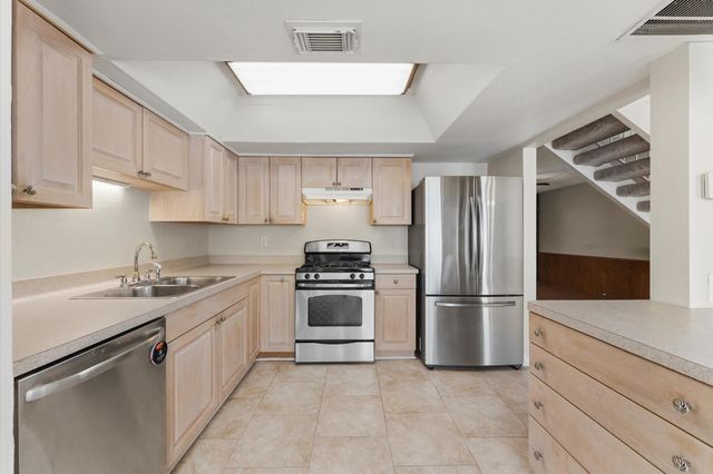 10556 Hammerly Boulevard 328, Houston, TX 77043