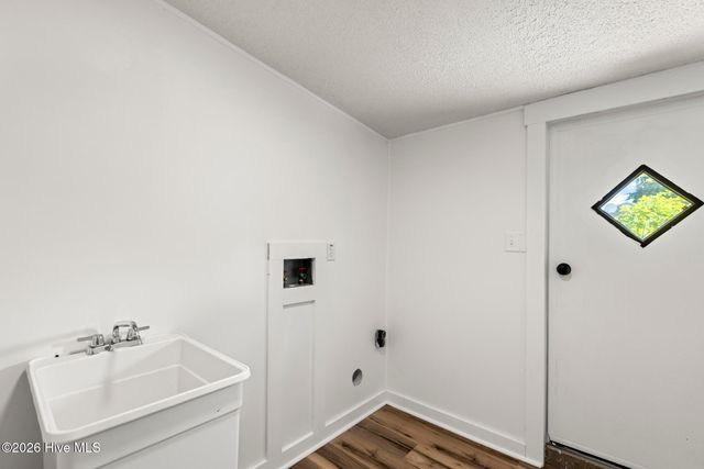 500 Nelson Drive, Jacksonville, NC 28540