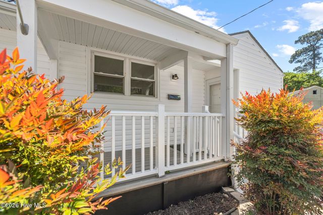 500 Nelson Drive, Jacksonville, NC 28540