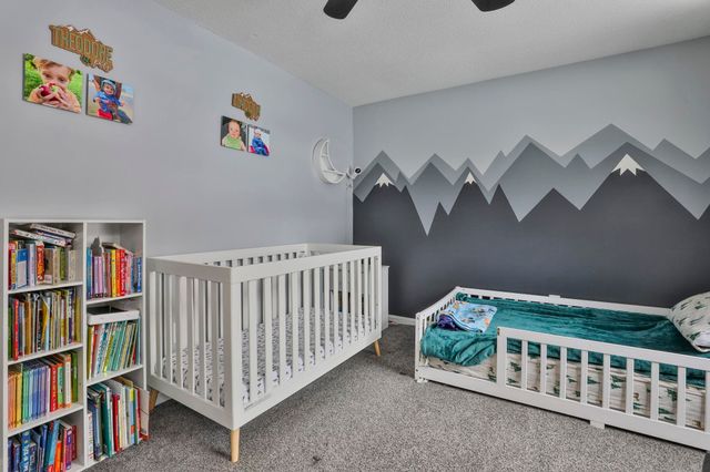 8 Franconia Drive, Merrimack, NH 03054