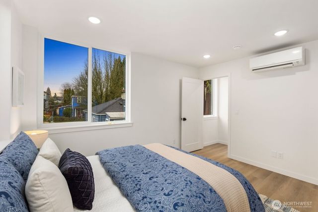 806 C S Rose Street, Seattle, WA 98108