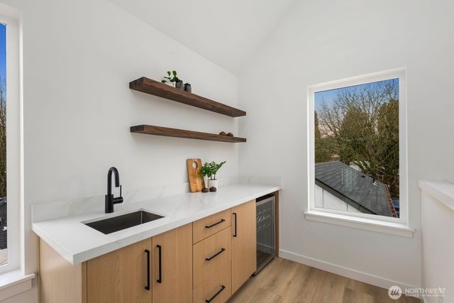 806 C S Rose Street, Seattle, WA 98108