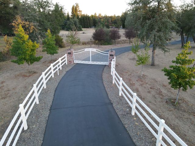 22217 Old 44 Drive, Palo Cedro, CA 96073