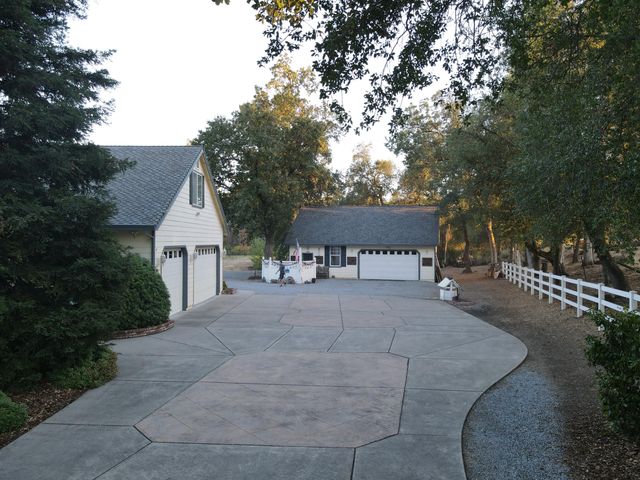 22217 Old 44 Drive, Palo Cedro, CA 96073