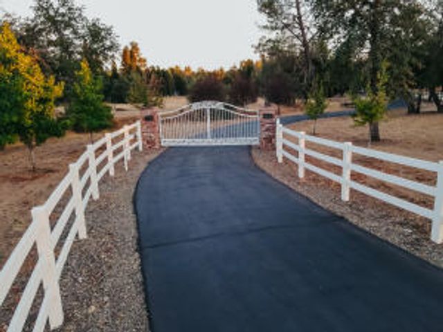 22217 Old 44 Drive, Palo Cedro, CA 96073