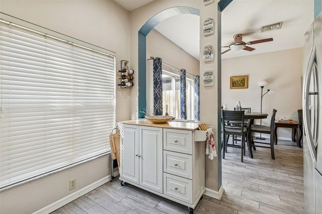 8809 CASABLANCA WAY, Tampa, FL 33626