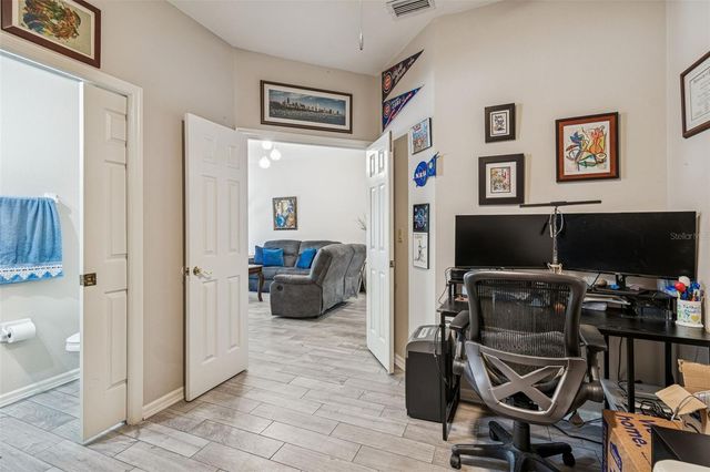 8809 CASABLANCA WAY, Tampa, FL 33626