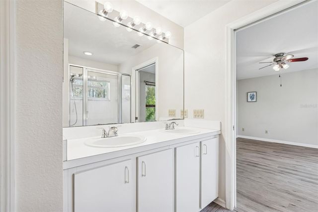 8809 CASABLANCA WAY, Tampa, FL 33626