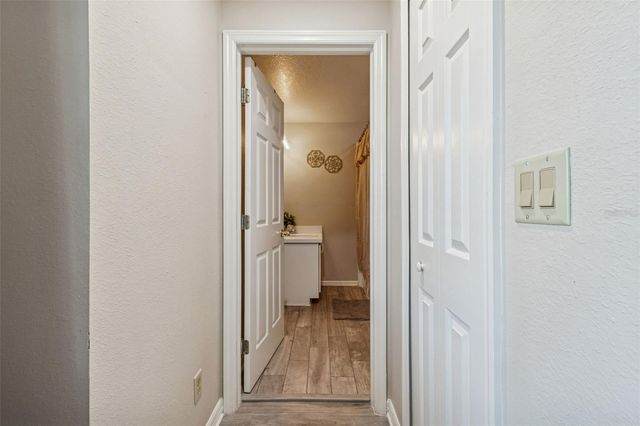 8809 CASABLANCA WAY, Tampa, FL 33626