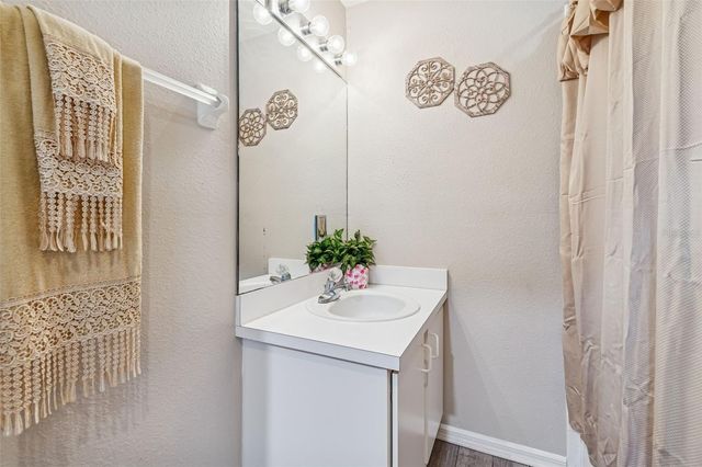 8809 CASABLANCA WAY, Tampa, FL 33626