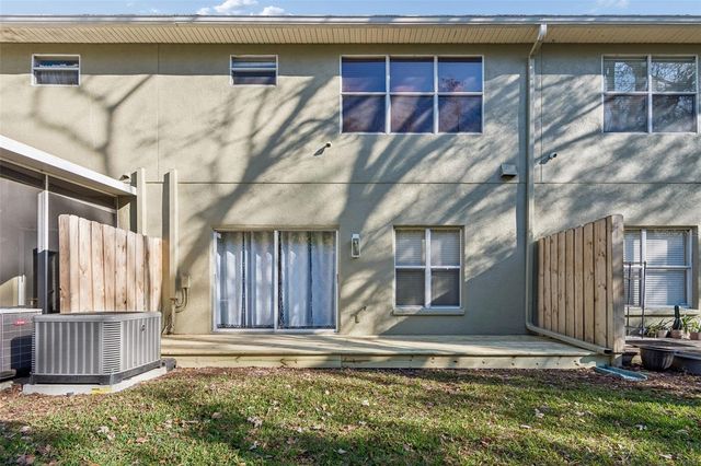 8809 CASABLANCA WAY, Tampa, FL 33626