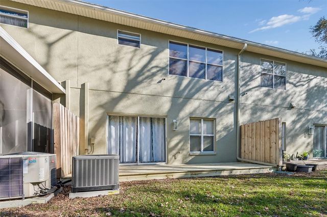 8809 CASABLANCA WAY, Tampa, FL 33626