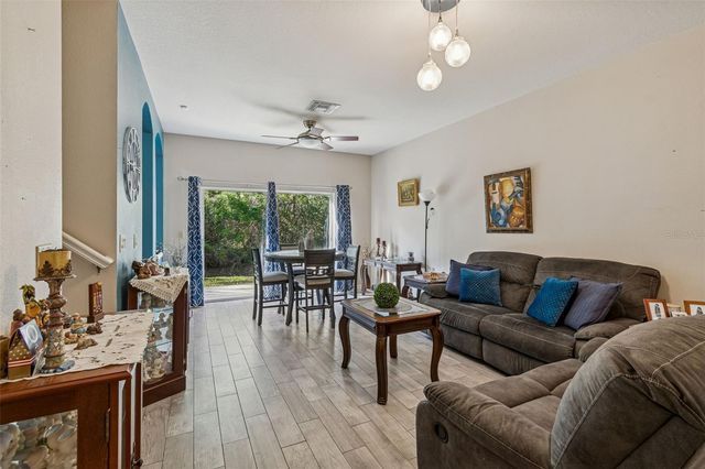 8809 CASABLANCA WAY, Tampa, FL 33626