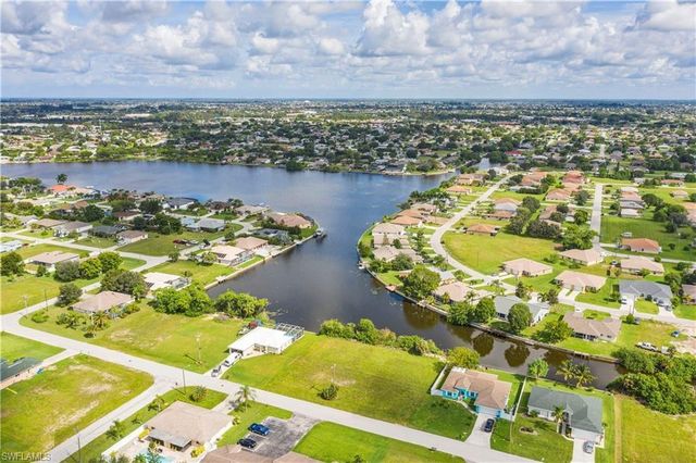 505 SE 7th ST, Cape Coral, FL 33990