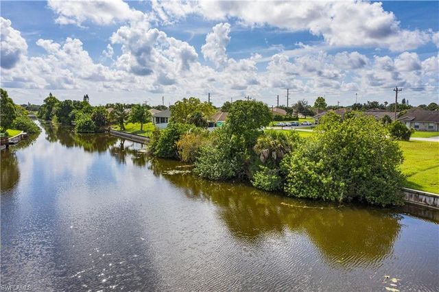 505 SE 7th ST, Cape Coral, FL 33990