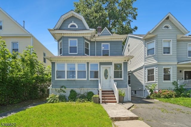 137 Sanford St, East Orange City, NJ 07018