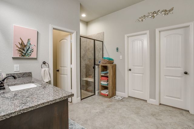 329 Madison Street, Burleson, TX 76028