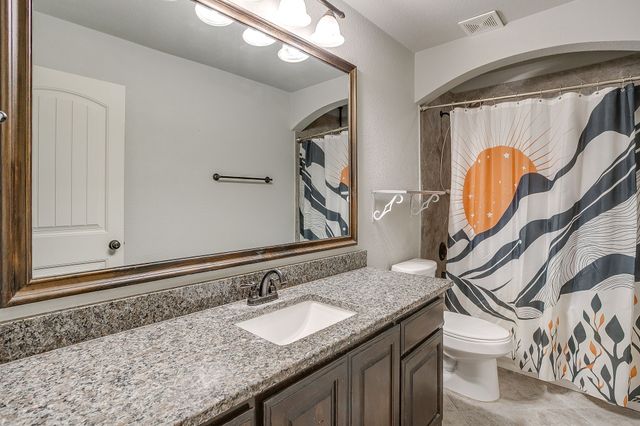 329 Madison Street, Burleson, TX 76028