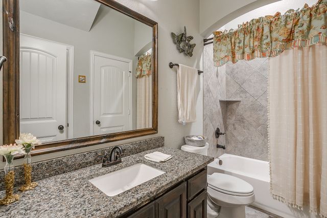 329 Madison Street, Burleson, TX 76028