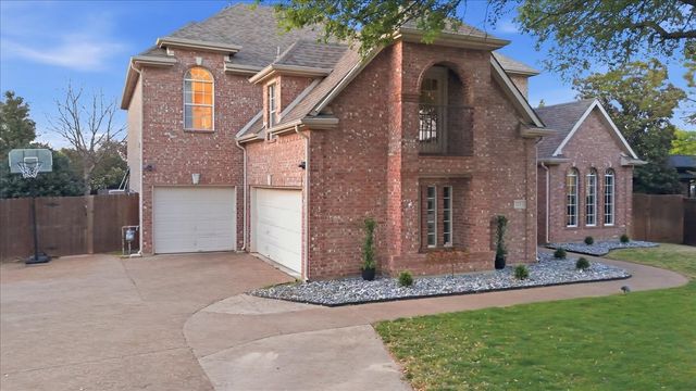 2212 Danielle Drive, Colleyville, TX 76034