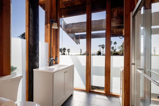 353 Glenmont, Solana Beach, CA 92075