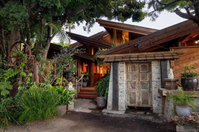 353 Glenmont, Solana Beach, CA 92075