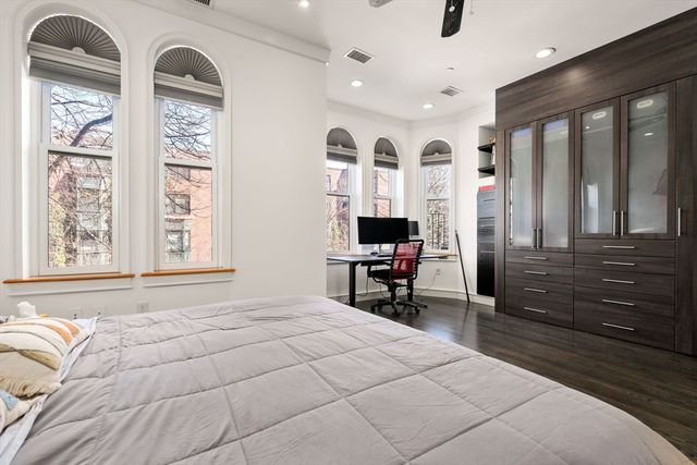 112 W Concord 2, Boston, MA 02118