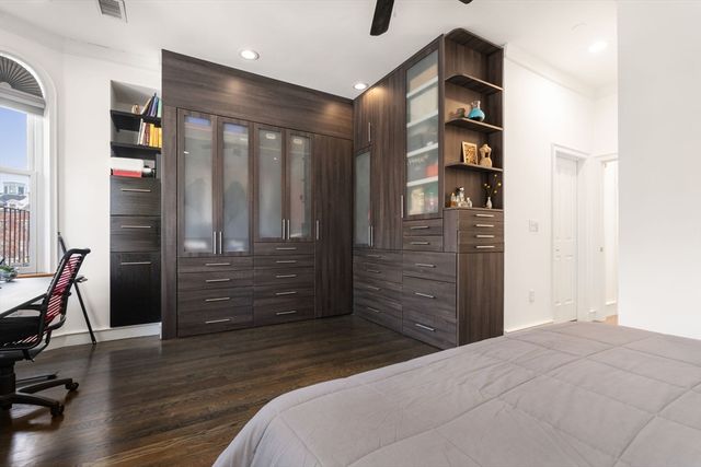 112 W Concord 2, Boston, MA 02118